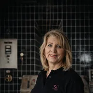 Andrea Lindner-Varasteh